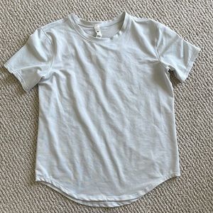 Size 2 Lululemon tshirt.